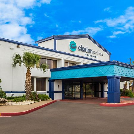 Clarion Pointe Lake Jackson - Clute Екстериор снимка